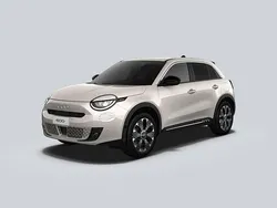 Lakier metalizowany kremowy cappucino Nowe 2025 Fiat 600 La Prima SUV | 111 000 zł (Uczciwa cena)