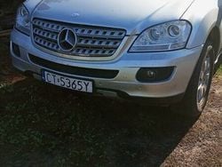 Srebrny Używany 2006 Mercedes ML320 SUV | 25 500 zł