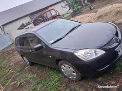 Grafitowy Używany 2004 Mitsubishi Lancer Kombi | 2800 zł