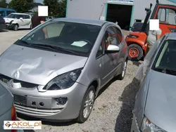 Srebrny (metalik) Używany 2007 Mitsubishi Colt Hatchback | 17 903 zł