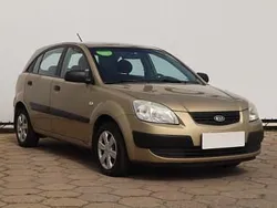 Złoty Używany 2005 Kia Rio Hatchback | 7499 zł