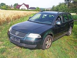 Zielony Używany 2004 VW Passat Kombi | 3500 zł (Dobra cena)