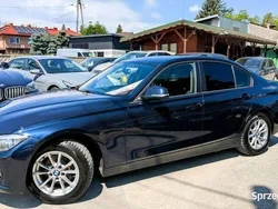 Niebieski Używany 2012 BMW 318 Sport Line Sedan/Limuzyna | 31 900 zł (Uczciwa cena)