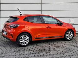 Inny kolor Używany 2025 Renault Clio V Evolution Hatchback | 69 000 zł (Dobra cena)