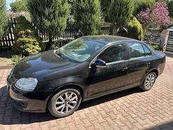 Czarny Używany 2010 VW Jetta Sedan/Limuzyna | 15 500 zł
