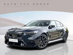 Czarny carbon m metalizowany Używany 2024 BMW M5 Comfort Edition Sedan/Limuzyna | 599 900 zł
