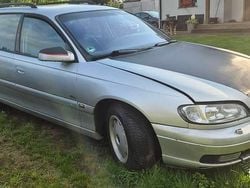 Używany 2002 Opel Omega | 2500 zł