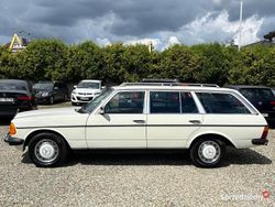 Beżowy Używany 1978 Mercedes 300 Kombi | 55 990 zł