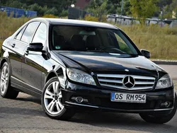 Czarny (metalik, perła) Używany 2010 Mercedes C180 Sedan/Limuzyna | 29 900 zł