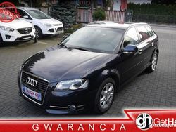 Niebieski (metalik) Używany 2012 Audi A3 Hatchback | 30 900 zł