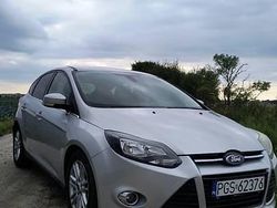 Srebrny Używany 2012 Ford Focus Hatchback | 23 000 zł (Dobra cena)