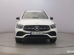 Biały Używany 2022 Mercedes GLC200 SUV | 189 850 zł (Uczciwa cena)