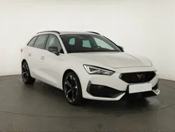 Biały Używany 2023 Cupra Leon Kombi | 124 999 zł (Uczciwa cena)