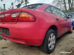 Czerwony Używany 1998 Mazda 323F Hatchback | 4200 zł