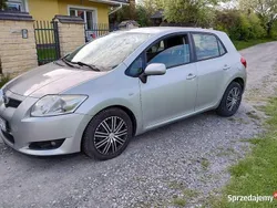 Srebrny Używany 2007 Toyota Auris Hatchback | 5700 zł (Super Cena)