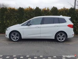 Biały Używany 2017 BMW 218 Gran Tourer Minivan | 53 000 zł