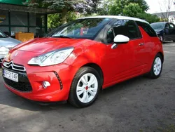 Czerwony Używany 2011 Citroën DS3 Hatchback | 22 400 zł