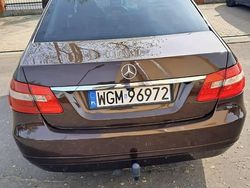 Brązowy Używany 2010 Mercedes E220 Sedan/Limuzyna | 35 000 zł (Uczciwa cena)