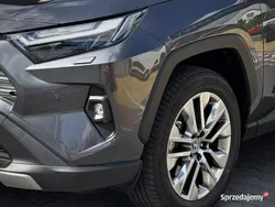 Szary Używany 2024 Toyota RAV4 Hybrid SUV | 195 900 zł (Uczciwa cena)