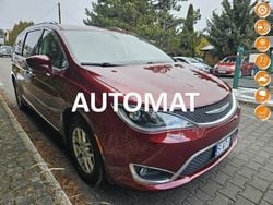 Bordowy Używany 2020 Chrysler Pacifica SUV | 81 900 zł (Uczciwa cena)