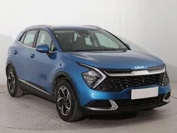 Niebieski Używany 2023 Kia Sportage 2 SUV | 103 999 zł (Uczciwa cena)