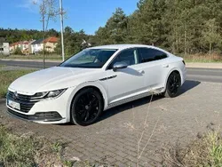 Biały Używany 2018 VW Arteon Elegance Sedan/Limuzyna | 113 900 zł (Uczciwa cena)