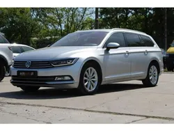 Srebrny (metalik) Używany 2018 VW Passat Kombi | 56 910 zł (Dobra cena)