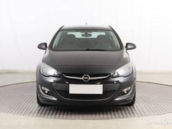 Czarny Używany 2015 Opel Astra Sedan/Limuzyna | 32 899 zł (Uczciwa cena)