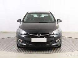 Czarny Używany 2015 Opel Astra Sedan/Limuzyna | 33 999 zł (Uczciwa cena)