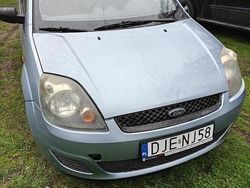 Niebieski Używany 2005 Ford Fiesta Hatchback | 2500 zł (Dobra cena)