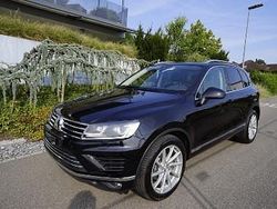 Czarny Używany 2016 VW Touareg SUV | 117 000 zł
