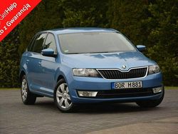 Niebieski Używany 2016 Skoda Rapid Kombi | 32 900 zł (Drogi)
