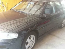 Czarny (metalik) Używany 2000 Opel Vectra Edition Sedan/Limuzyna | 5900 zł
