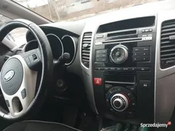 Czerwony Używany 2009 Kia Venga Hatchback | 16 000 zł (Uczciwa cena)
