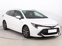 Biały Używany 2021 Toyota Corolla Kombi | 74 999 zł (Dobra cena)