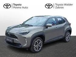 Brązowy Używany 2022 Toyota Yaris Hybrid Executive SUV | 106 800 zł (Uczciwa cena)