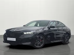 Czarny szafir metalizowany Używany 2023 BMW 520 Comfort Edition Sedan/Limuzyna | 269 900 zł (Uczciwa cena)
