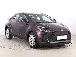 Fioletowy Używany 2024 Toyota C-HR SUV | 113 999 zł (Dość drogi)