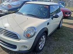 Beżowy Używany 2012 Mini ONE Hatchback | 16 950 zł