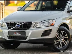 Biały Używany 2010 Volvo XC60 SUV | 42 500 zł (Uczciwa cena)