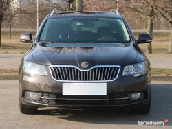 Czarny Używany 2013 Skoda Superb Kombi | 35 999 zł (Dobra cena)