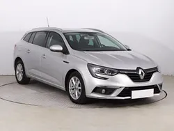 Srebrny Używany 2017 Renault Mégane IV Kombi | 36 999 zł (Uczciwa cena)
