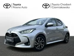 Srebrny Używany 2023 Toyota Yaris Hybrid Comfort Hatchback | 89 900 zł (Uczciwa cena)