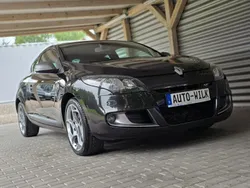Czarny Używany 2010 Renault Mégane Coupé GT Coupe | 32 900 zł