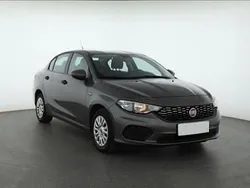 Szary Używany 2016 Fiat Tipo Sedan/Limuzyna | 31 999 zł