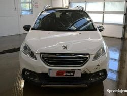 Biały Używany 2015 Peugeot 2008 SUV | 12 500 zł