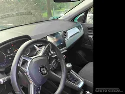 Szary Używany 2021 Renault Captur SUV | 64 999 zł (Uczciwa cena)