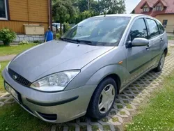 Szary Używany 2002 Ford Focus Hatchback | 4500 zł (Uczciwa cena)