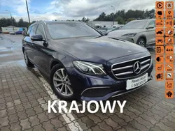 Niebieski ciemny (metalik) Używany 2020 Mercedes E200 Kombi | 121 900 zł