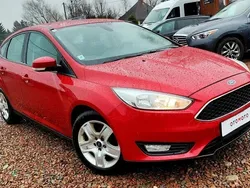 Bordowy (metalik) Używany 2015 Ford Focus Hatchback | 27 900 zł (Dobra cena)